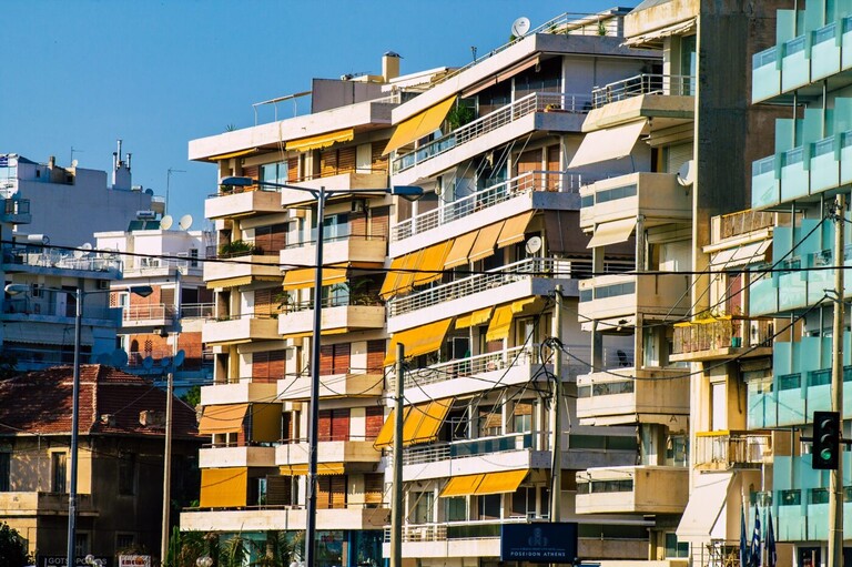 Σπίτι μου 3: Δάνεια έως 230.000 ευρώ – Ποιοι θα μπορούν να αγοράσουν σπίτι και τι αλλάζει